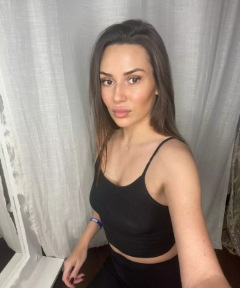 Азалия, 25 лет, 3 размер груди